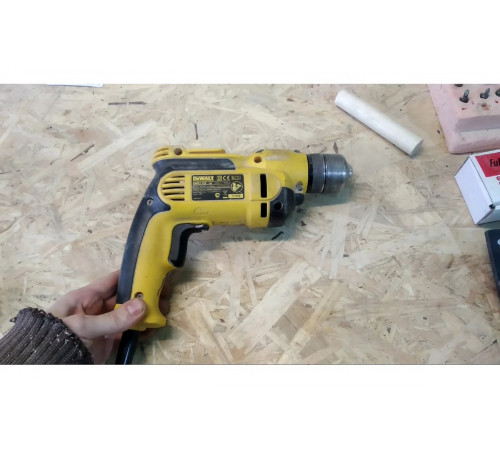 Дрель DEWALT DWD112S