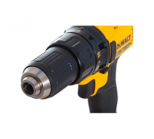 Аккумуляторная дрель-шуруповерт DeWALT DCD 780 C2
