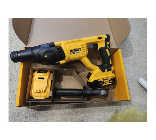 Бесщеточный перфоратор DEWALT DCH133N