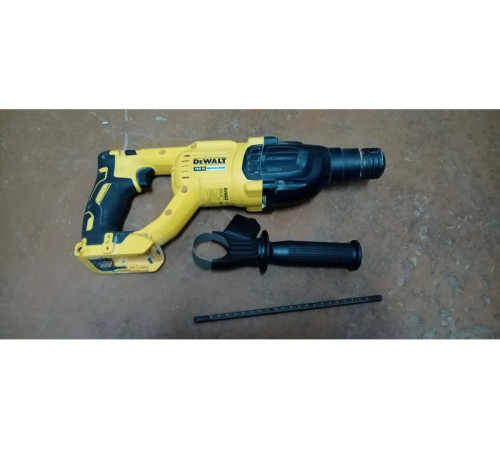 Бесщеточный перфоратор DEWALT DCH133N