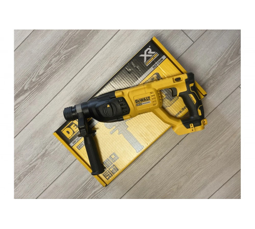 Бесщеточный перфоратор DEWALT DCH133N