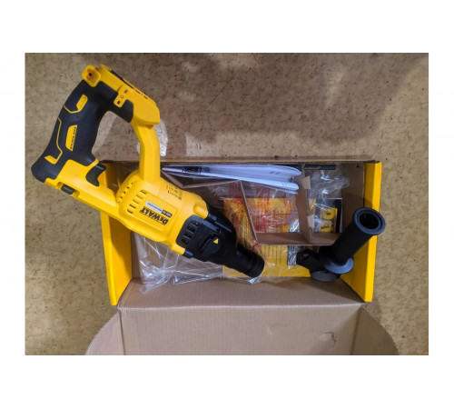 Бесщеточный перфоратор DEWALT DCH133N