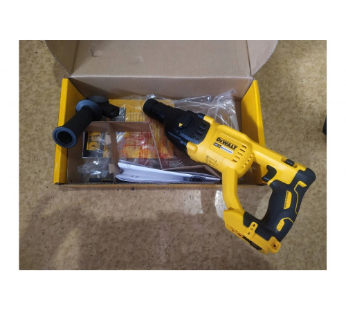 Бесщеточный перфоратор DEWALT DCH133N