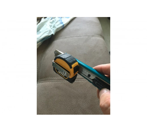 Карманная рулетка DEWALT 3М DWHT36098-1