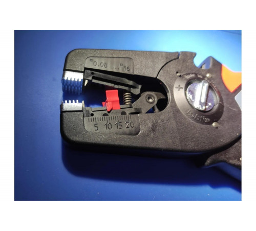 Автоматический стриппер Knipex PreciStrip16 L-195 мм в блистере KN-1252195SB Автоматический стриппер Knipex PreciStrip16 L-195 мм в блистере KN-1252195SB