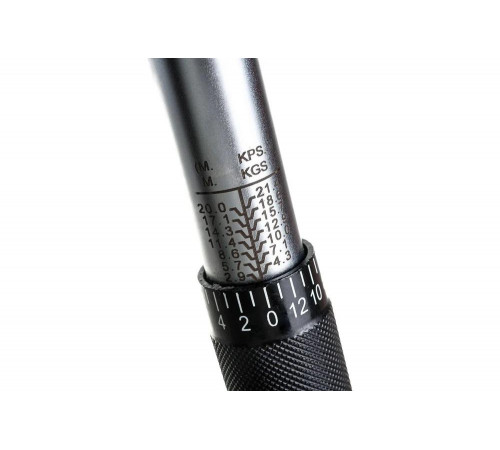 Динамометрический ключ Арсенал 1/2", 28-210 Нм, щелчковый 8144820