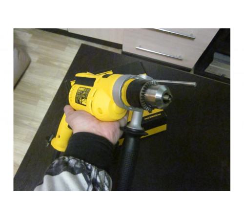 Ударная дрель DEWALT DWD 024