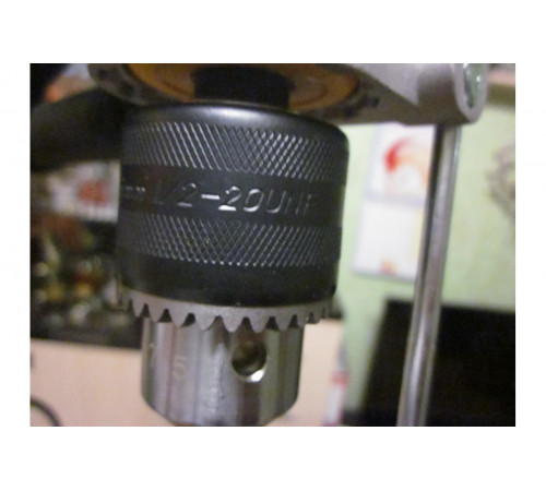 Ударная дрель DEWALT DWD 024