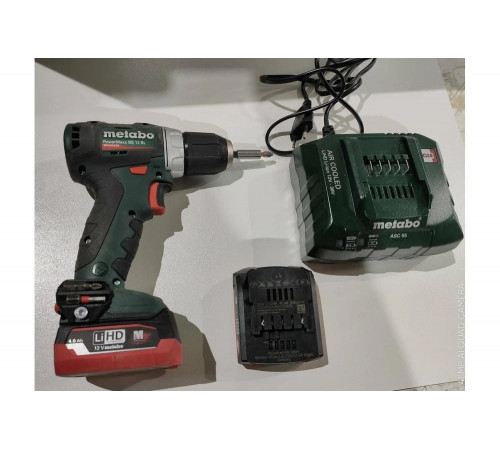Дрель-шуруповерт METABO PowerMaxx BS 12 BL (601038800) Дрель-шуруповерт METABO PowerMaxx BS 12 BL (601038800)