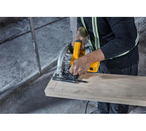 Дисковая пила Dewalt DWE5615, 1500 Вт, 190 мм, 5500 об/мин DWE5615-QS