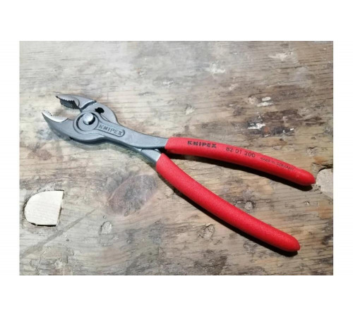 Захватные клещи Knipex TwinGrip, 4 - 22 мм, чернённые, длина 200 мм, обливные рукоятки, KN-8201200