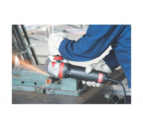Угловая шлифмашина Metabo WB 11-125 Quick 600274000 Угловая шлифмашина Metabo WB 11-125 Quick 600274000