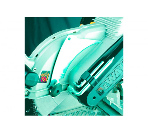 Комбинированная торцовочная пила DEWALT DW 743 N