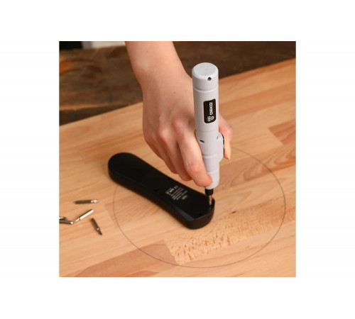 Аккумуляторная отвертка DEKO DKS4-Li + набор бит 10 шт 065-0662