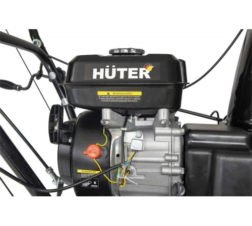 Снегоуборщик бензиновый Huter SGC 4100LX Снегоуборщик бензиновый Huter SGC 4100LX