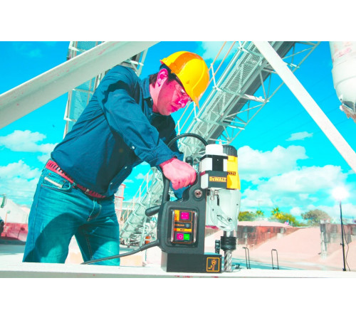 Сверлильный станок DEWALT DWE 1622 K