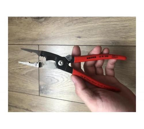 Инструмент для снятия изоляции KNIPEX KN-1391200 Инструмент для снятия изоляции KNIPEX KN-1391200