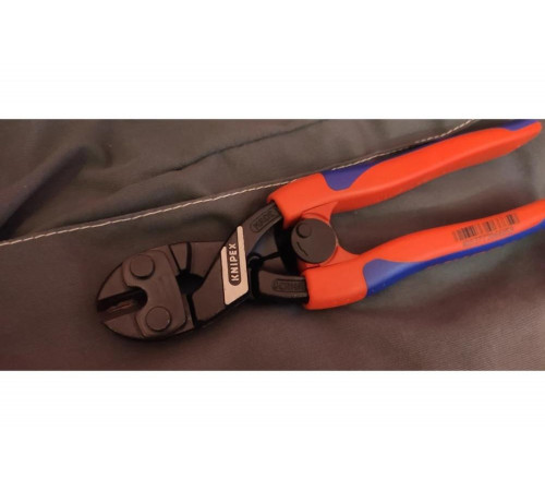 Болторез KNIPEX CoBolt 200 мм KN-7112200