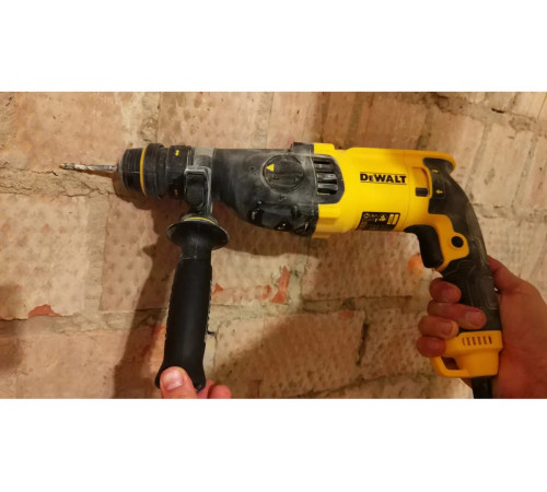 Перфоратор DEWALT D 25134 K