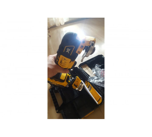 Бесщеточный многофункциональный инструмент DEWALT DCS355N