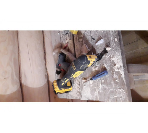 Бесщеточный многофункциональный инструмент DEWALT DCS355N