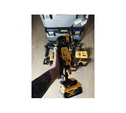 Бесщеточный многофункциональный инструмент DEWALT DCS355N