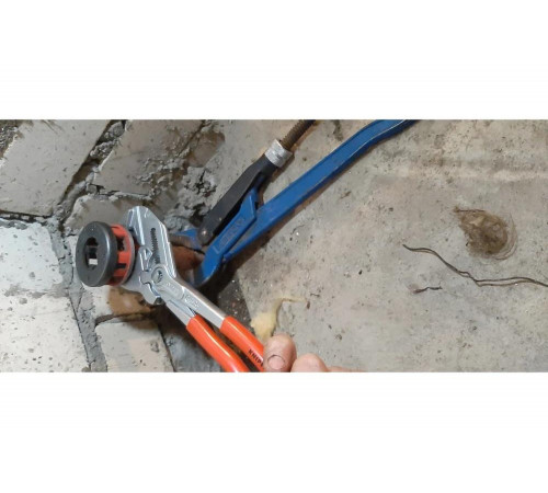 Клещи переставные Knipex, 68 мм (2 1/2"), 300 мм, хром, 1-к ручки, KN-8603300 Клещи переставные Knipex, 68 мм (2 1/2"), 300 мм, хром, 1-к ручки, KN-8603300