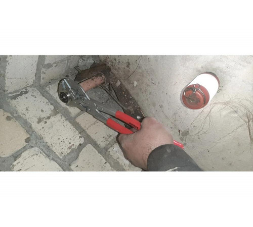Клещи переставные Knipex, 68 мм (2 1/2"), 300 мм, хром, 1-к ручки, KN-8603300 Клещи переставные Knipex, 68 мм (2 1/2"), 300 мм, хром, 1-к ручки, KN-8603300