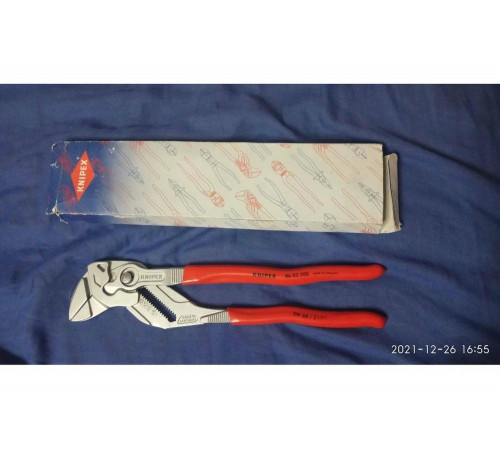Клещи переставные Knipex, 68 мм (2 1/2"), 300 мм, хром, 1-к ручки, KN-8603300 Клещи переставные Knipex, 68 мм (2 1/2"), 300 мм, хром, 1-к ручки, KN-8603300