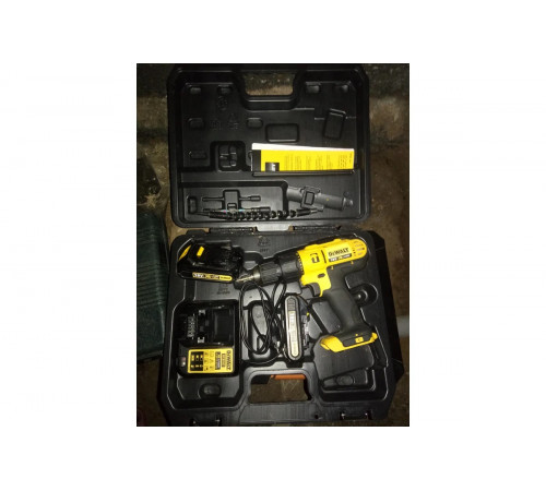 Ударная дрель-шуруповерт DEWALT DCD776S2