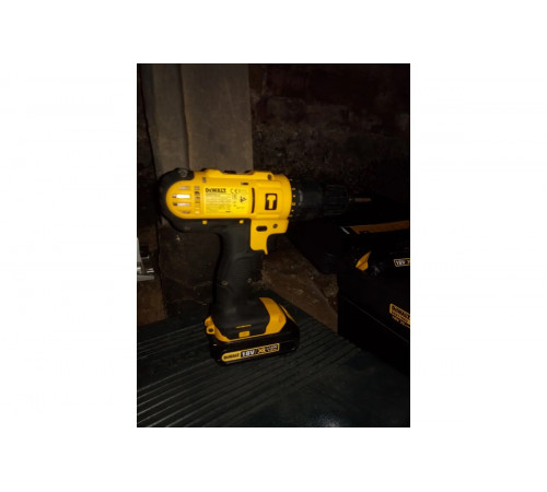 Ударная дрель-шуруповерт DEWALT DCD776S2