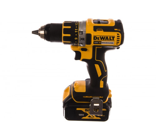 Аккумуляторная дрель-шуруповерт DEWALT DCD 790 M2