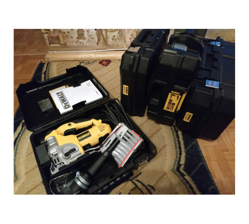 Лобзик DEWALT DW 331 K