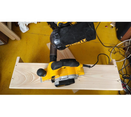 Рубанок DEWALT D 26500 K