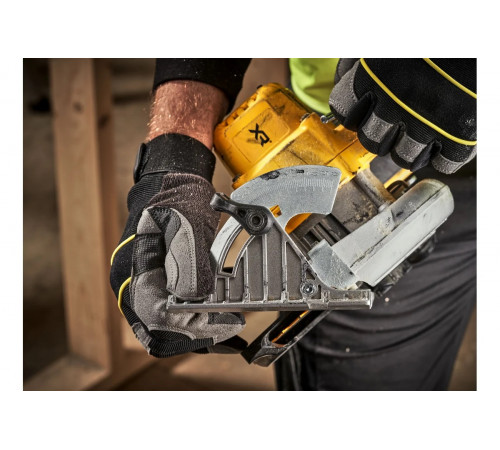 Аккумуляторная дисковая пила Dewalt 18 В, 165 мм, 4950 об/мин, без АКБ и ЗУ, в кейсе TSTAK, DCS565NT DCS565NT-XJ