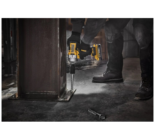 Аккумуляторный гайковерт DEWALT DCF961NT, 18 В, 2372 Нм, 1890 уд/мин, без АКБ и ЗУ, в кейсе TSTAK DCF961NT-XJ