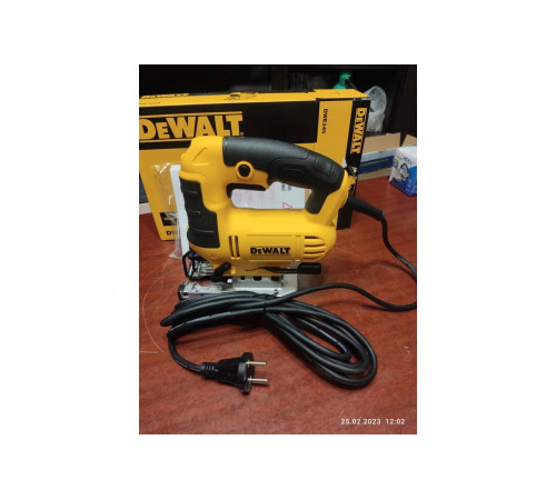 Лобзик DEWALT DWE349-KS