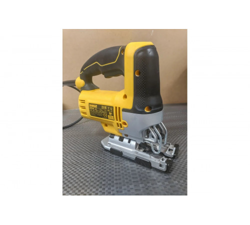 Лобзик DEWALT DWE349-KS