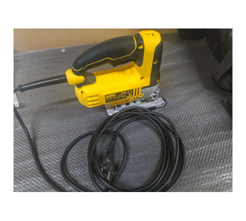 Лобзик DEWALT DWE349-KS