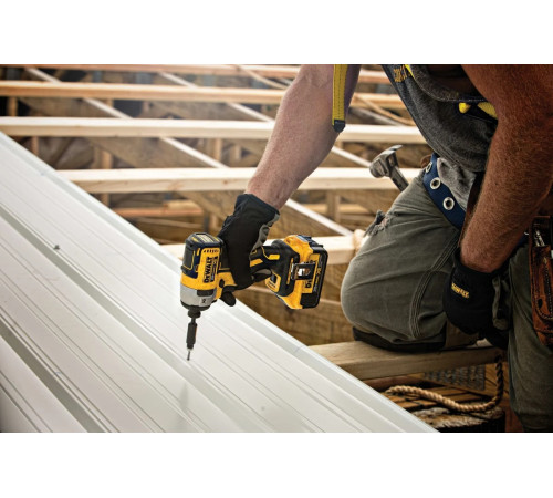 Аккумуляторный шуруповерт DEWALT DCF887P2, 18 В, 205 Нм, 3800 уд/мин, с 2 АКБ 5 Ач и ЗУ, в кейсе DCF887P2-QW