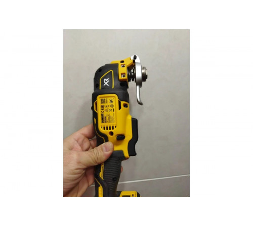 Многофункциональный инструмент DEWALT 18 В XR DCS356N-XJ