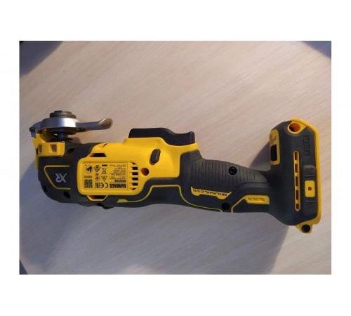 Многофункциональный инструмент DEWALT 18 В XR DCS356N-XJ