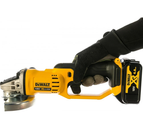 Угловая аккумуляторная шлифмашина DEWALT DCG 412 M2