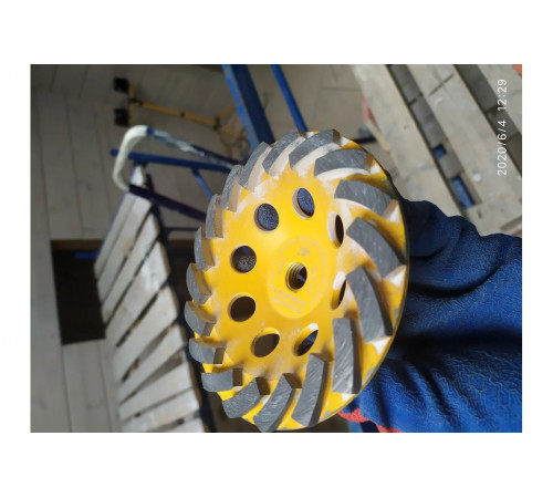 Чашка алмазная Turbo EXTREME (125 мм; M14) DEWALT DT3797