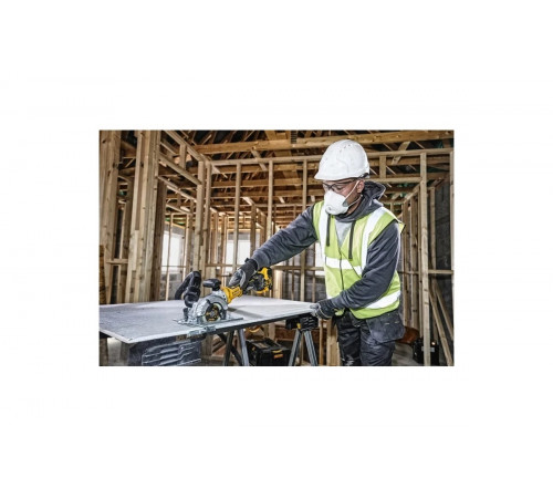 Аккумуляторная дисковая пила Dewalt DCS571NT, 18 В, 115 мм, 4500 об/мин, без АКБ и ЗУ, в кейсе TSTAK DCS571NT-XJ