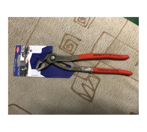 Универсальные переставные клещи KNIPEX КОБРА KN-8701250SB Универсальные переставные клещи KNIPEX КОБРА KN-8701250SB