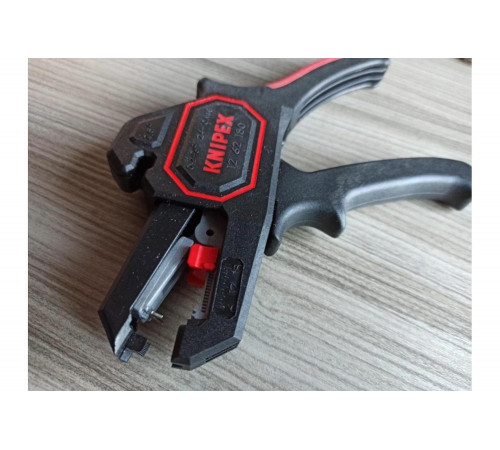 Инструмент для снятия изоляции KNIPEX KN-1262180 Инструмент для снятия изоляции KNIPEX KN-1262180