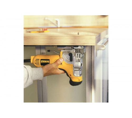 Лобзик DEWALT DW 333 K