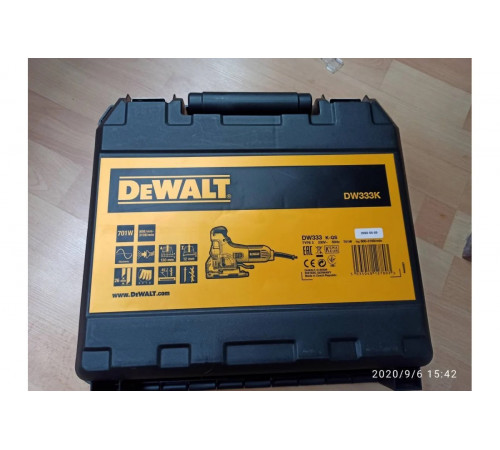 Лобзик DEWALT DW 333 K