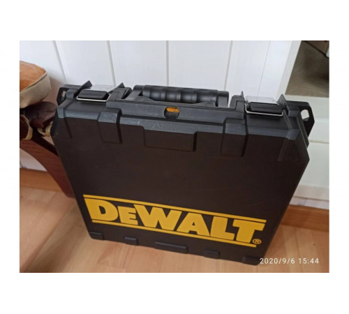 Лобзик DEWALT DW 333 K